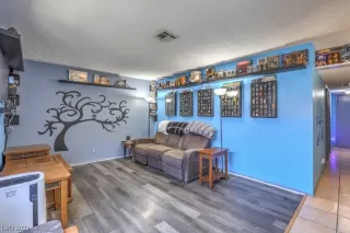 Photo #6: 2504648 Listing 