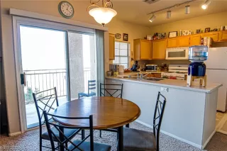 Photo #6: 2504660 Listing