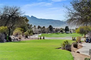 Photo #2: 2504662 Listing 