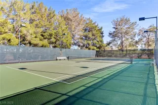 Photo #4: 2504662 Listing 