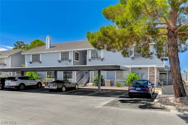 MLS: 2504701 Condo For Sale