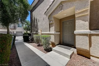 Photo #1: 2504708 Listing 