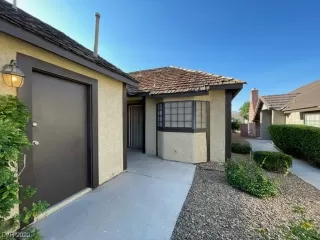 Photo #1: 2504720 Listing 