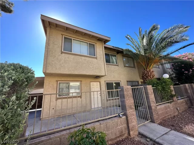 MLS: 2504722 Condo For Sale