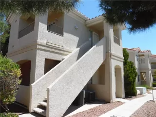 Photo #1: 2504798 Listing 