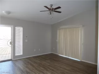 Photo #2: 2504798 Listing 