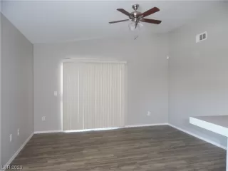 Photo #3: 2504798 Listing 