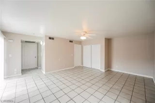 Photo #6: 2504817 Listing 