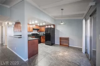 Photo #6: 2504818 Listing 