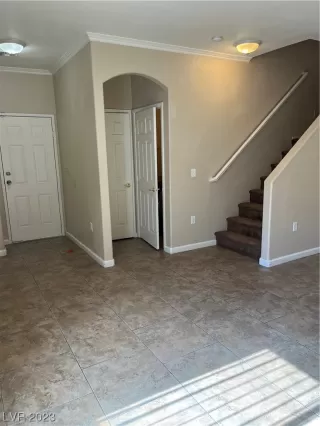 Photo #6: 2504826 Listing 