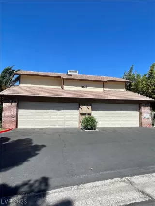 Photo #1: 2504849 Listing 