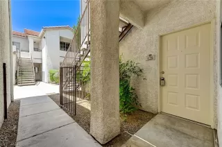 Photo #5: 2504850 Listing