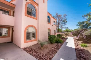 Photo #2: 2504864 Listing