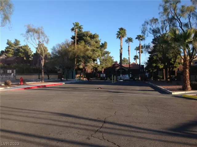 MLS: 2504893 Condo For Sale