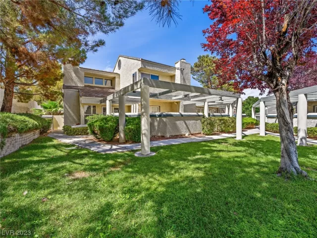 MLS: 2504929 Condo For Sale