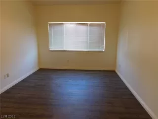 Photo #4: 2504997 Listing 