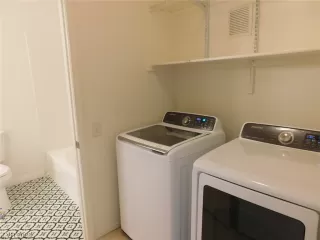 Photo #5: 2504997 Listing 