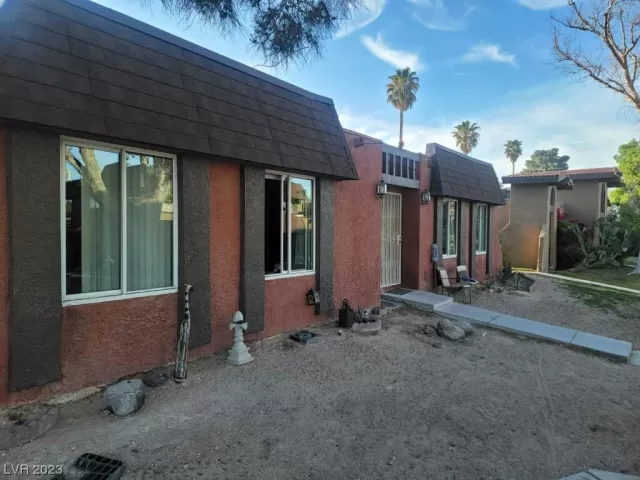 MLS: 2505002 Condo For Sale