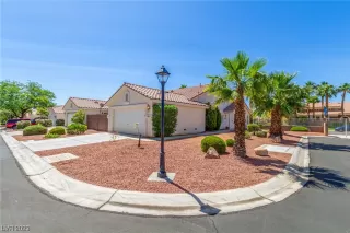 Photo #2: 2505013 Listing 