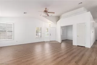 Photo #6: 2505013 Listing 