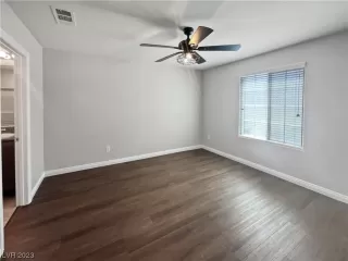 Photo #4: 2505028 Listing 