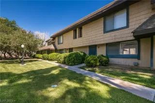 Photo #1: 2505041 Listing 