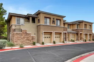 Photo #1: 2505110 Listing 