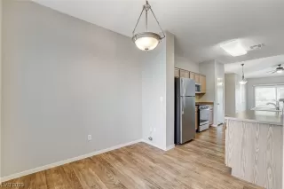 Photo #5: 2505110 Listing 