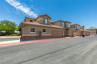 Photo #2: 2505194 Listing 