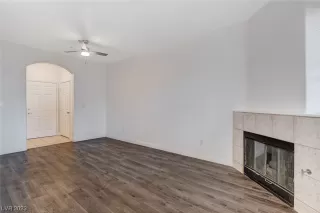 Photo #5: 2505263 Listing