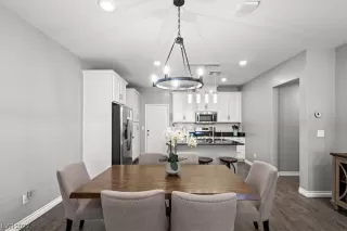 Photo #6: 2505292 Listing