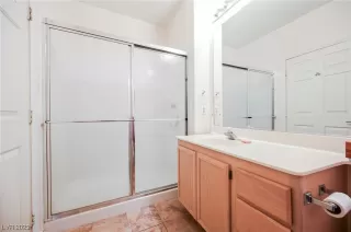 Photo #4: 2505294 Listing