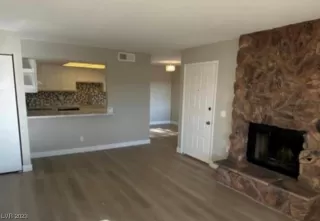 Photo #6: 2505297 Listing