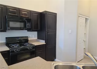 Photo #6: 2505313 Listing 