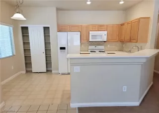 Photo #6: 2505314 Listing 