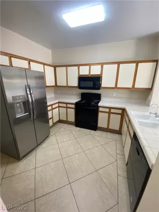 Photo #3: 2505323 Listing 