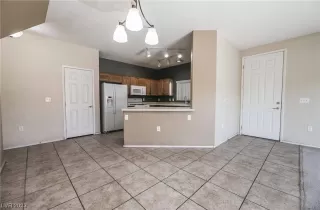 Photo #5: 2505345 Listing 