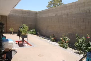 Photo #4: 2505363 Listing