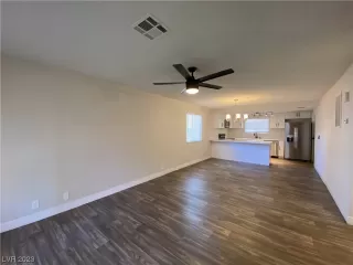 Photo #2: 2505365 Listing 