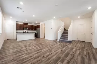 Photo #6: 2505366 Listing 