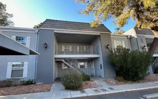 MLS: 2505367 Condo For Sale