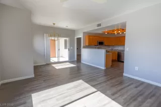 Photo #3: 2505372 Listing 