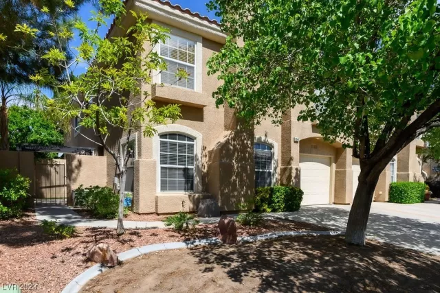 MLS: 2505419 Condo For Sale