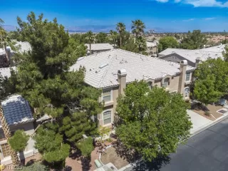 Photo #3: 2505419 Listing