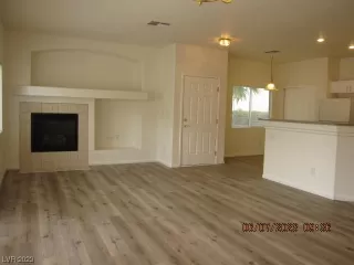 Photo #6: 2505433 Listing 