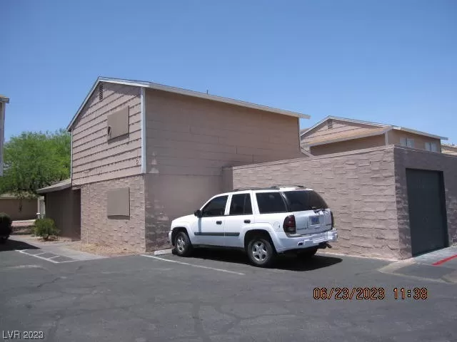 MLS: 2505497 Condo For Sale