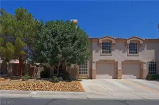 Photo #1: 2505500 Listing