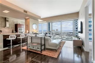 Photo #2: 2505503 Listing 