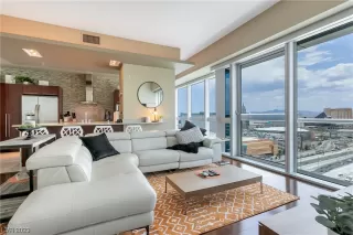 Photo #5: 2505503 Listing 