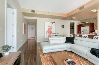 Photo #6: 2505503 Listing 